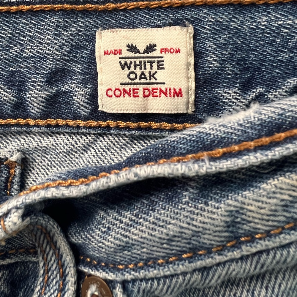 Levi’s White Oak Wedgie Jeans - Picture 6 of 10